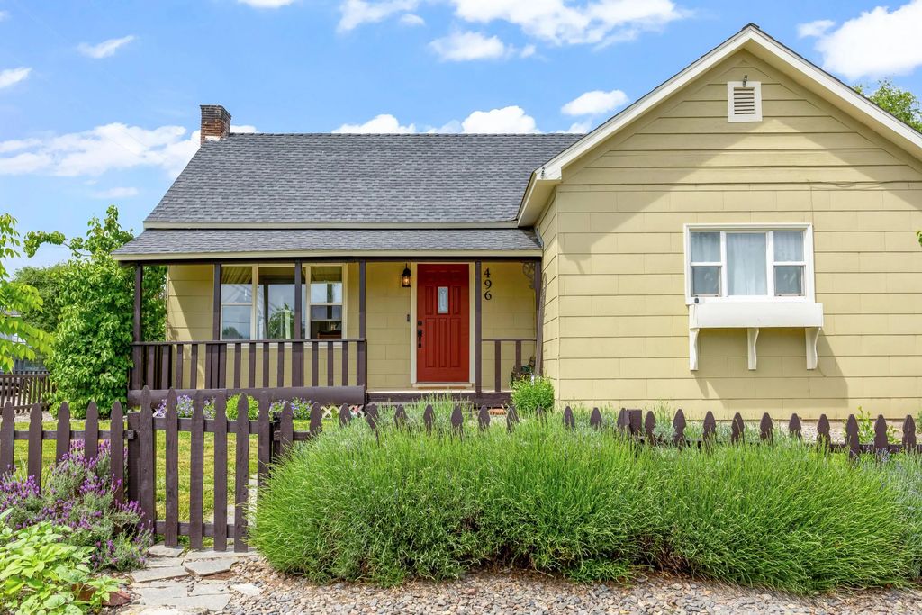 496 Sw 2nd Street, Madras