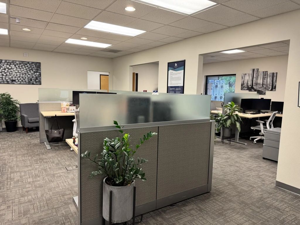 3512 Excel Drive 103 & 107, Medford