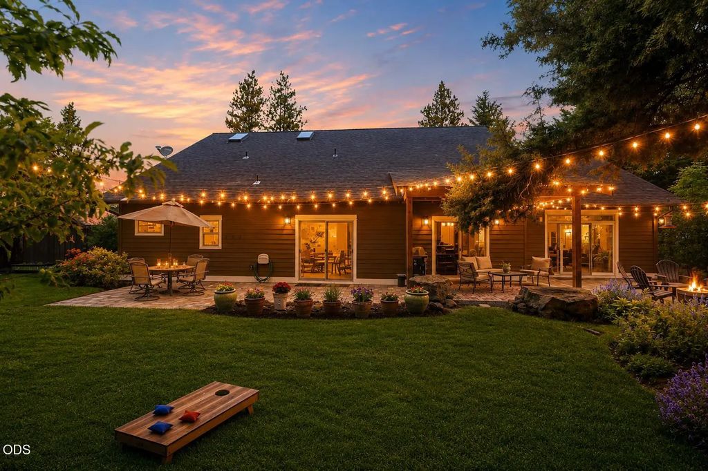 21125 Bear Creek Road, Bend