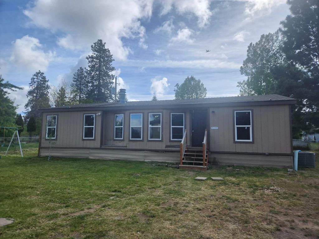 37725 Plehn Pines Drive, Chiloquin