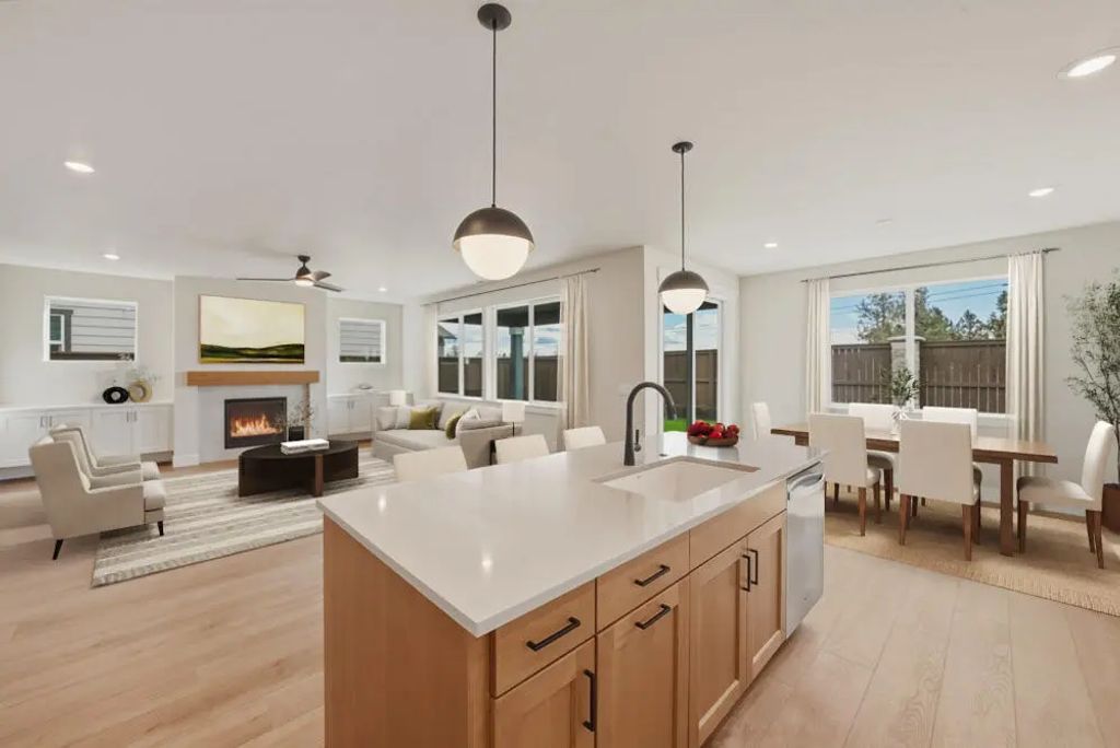 3859 Ne Tellus Drive, Bend