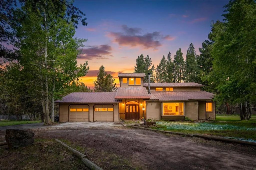 54715 Silver Fox Drive, Bend