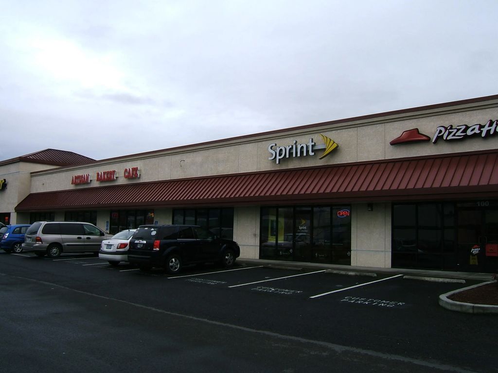 1325 Center Drive 106, Medford