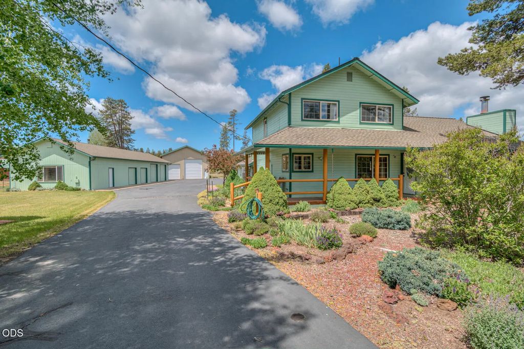 53939 Pine Grove Road, La Pine