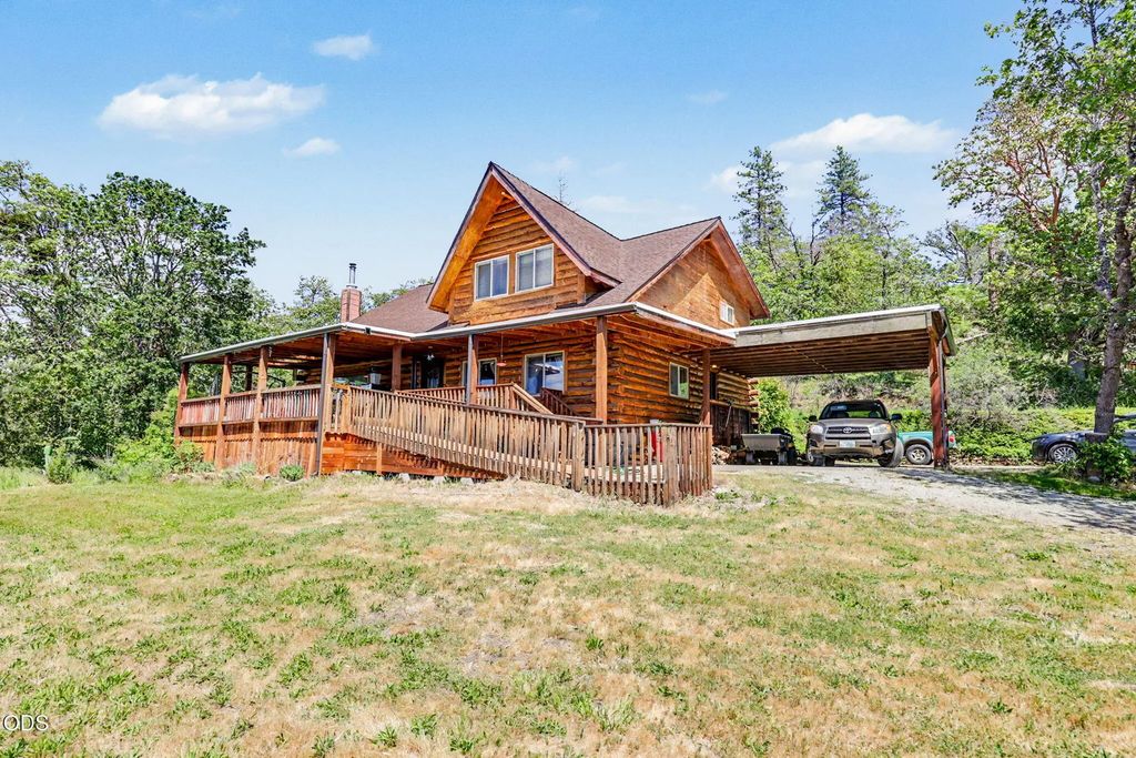 15336 Oregon 62, Eagle Point