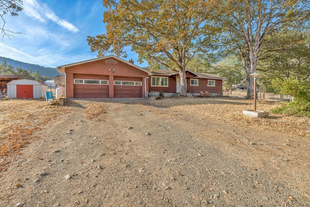 3361 Little Applegate Road, Jacksonville