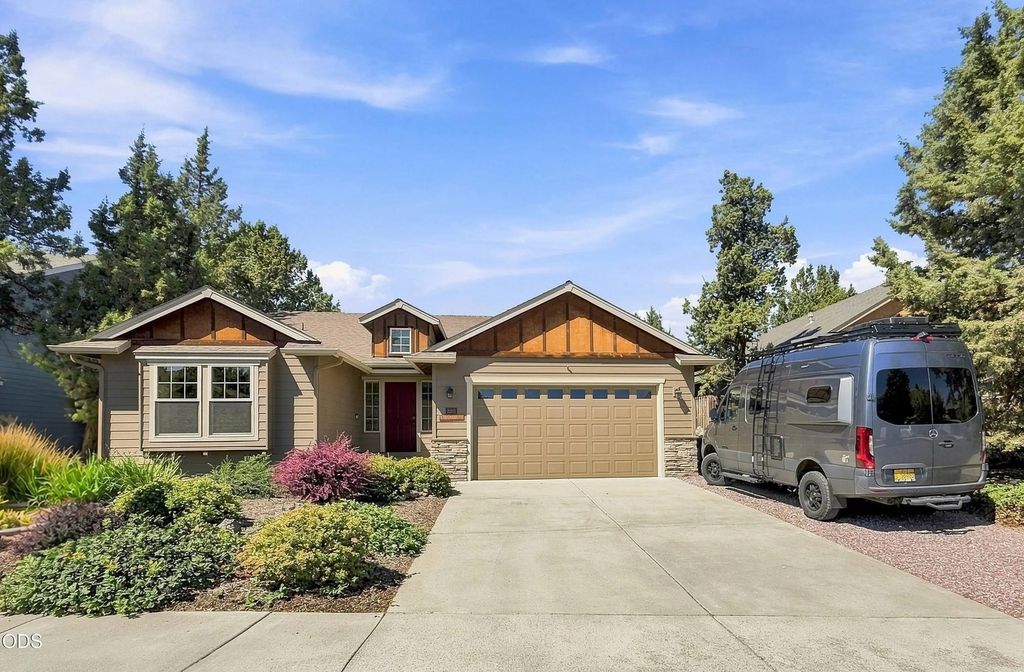 2021 Sw 41st Street, Redmond