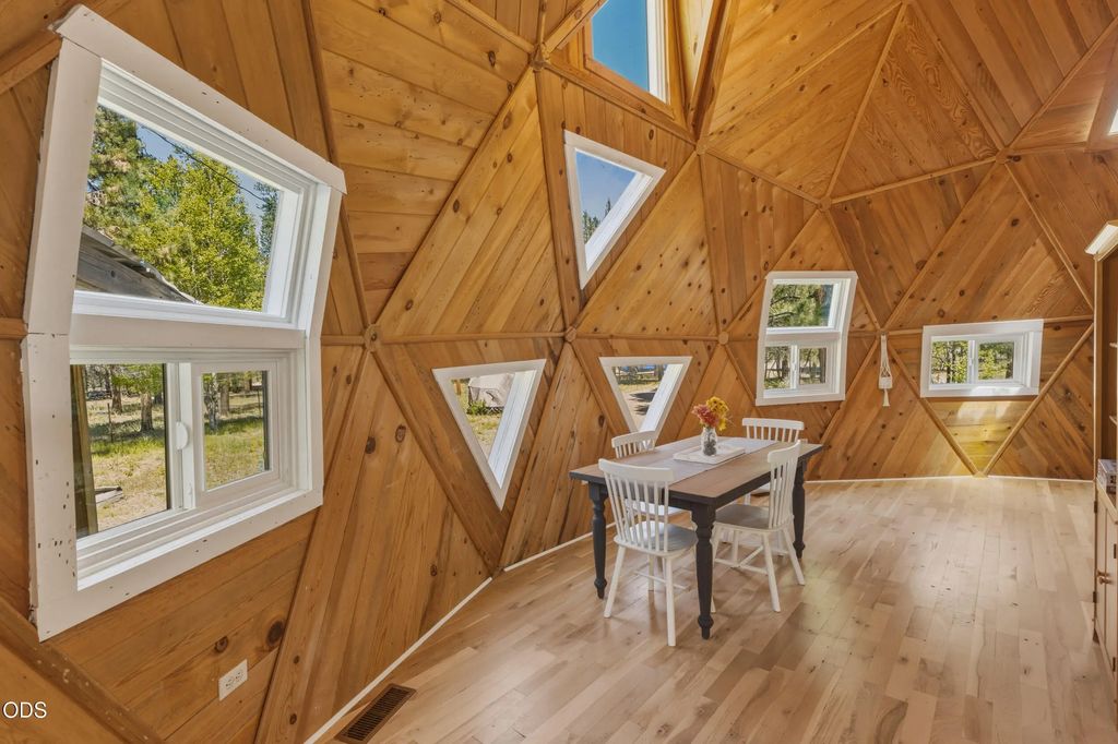 15453 Liberty Road, La Pine