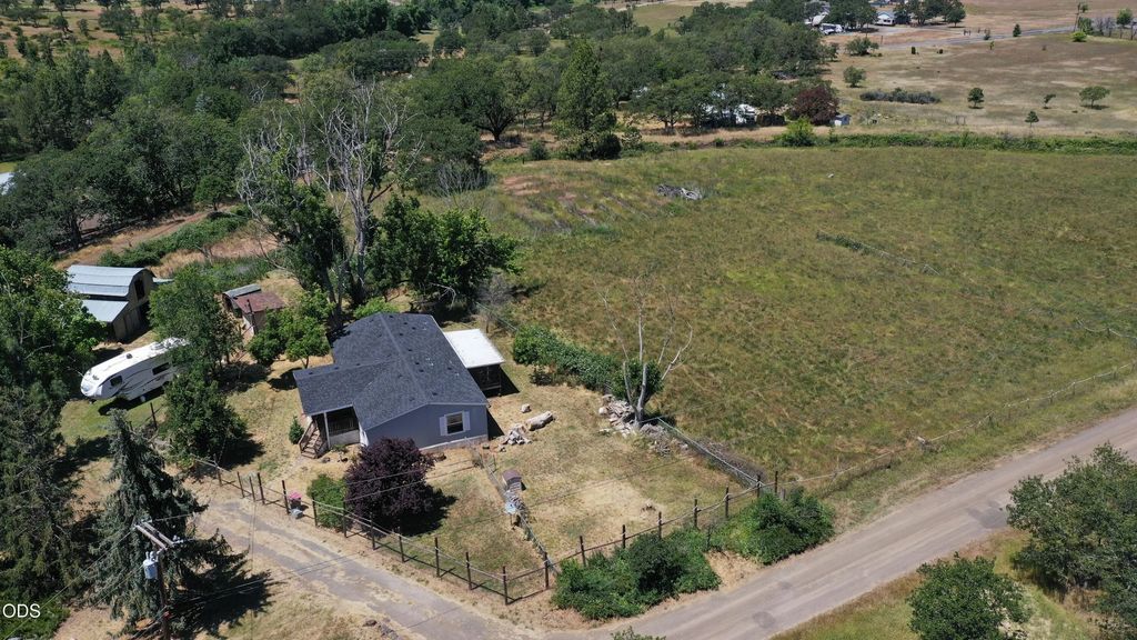 1245 Davanna Drive, Eagle Point