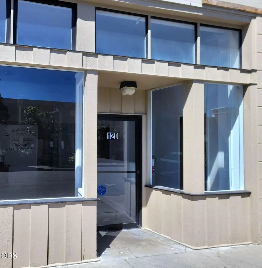 120 Sw J Street A, Grants Pass