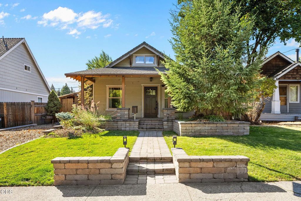 615 Nw Ogden Avenue, Bend