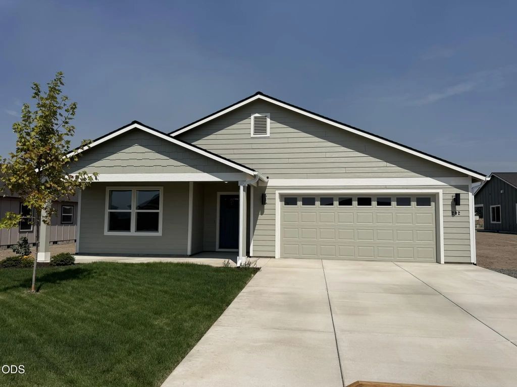 202 Se Peppermint Loop 20, Culver