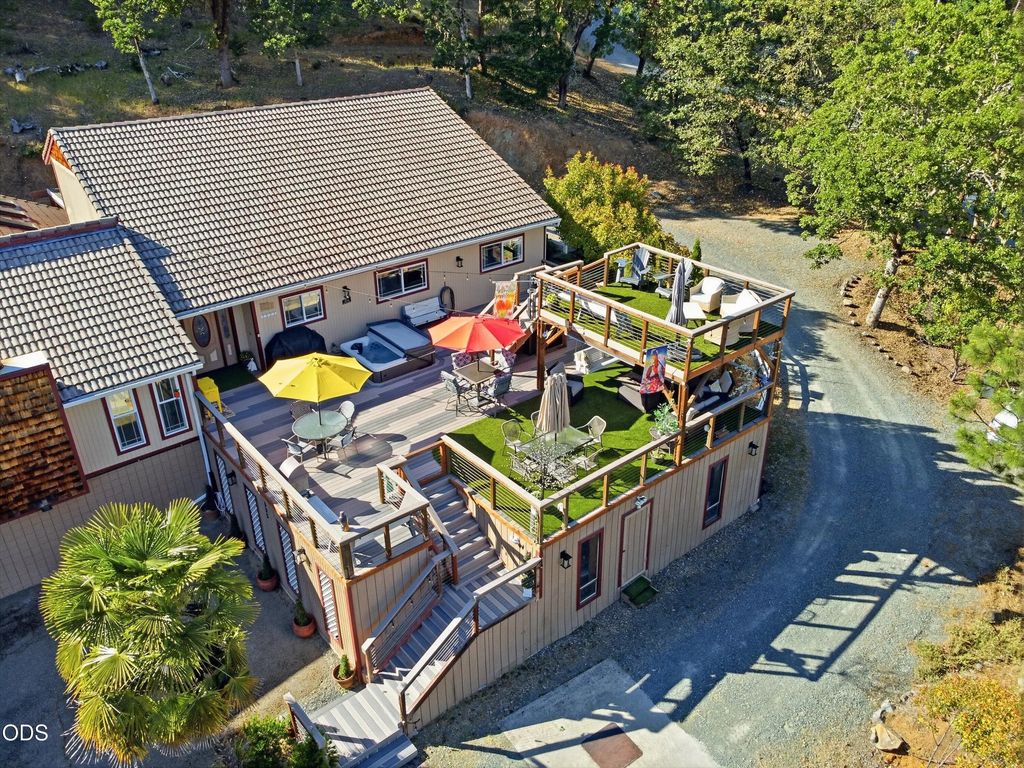 900 Rancho Vista Drive, Grants Pass