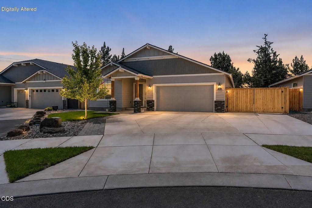 1030 Nw Varnish Lane, Redmond