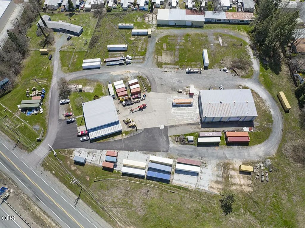 2660 Nw Vine Street, Grants Pass