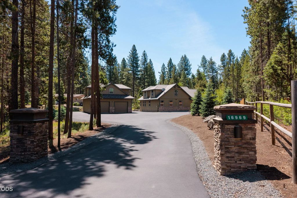 16969 Spring River Road, Bend