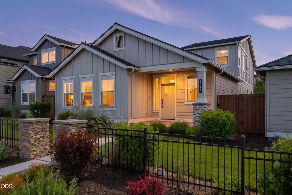 3757 Ne Petrosa Avenue, Bend