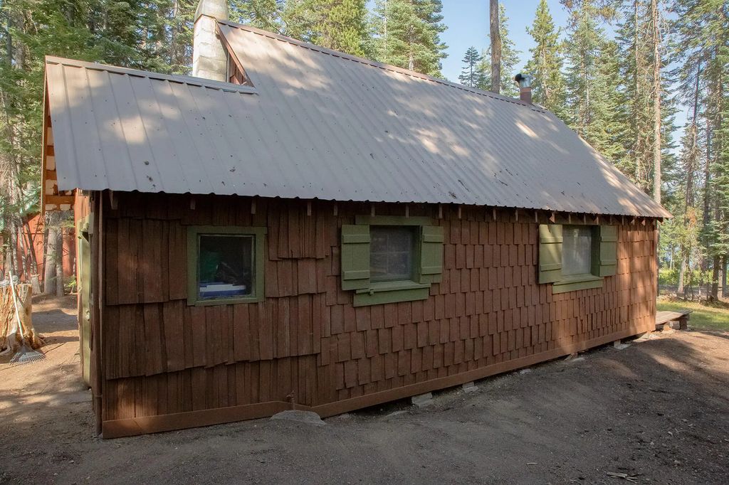 39 Diamond Lake Loop, Chemult