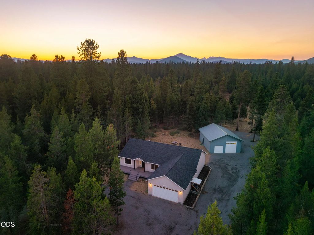16346 Park Drive, La Pine