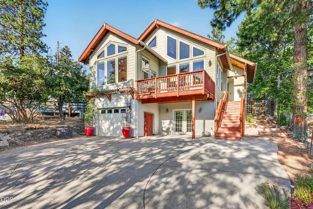 307 Hillcrest Street, Ashland