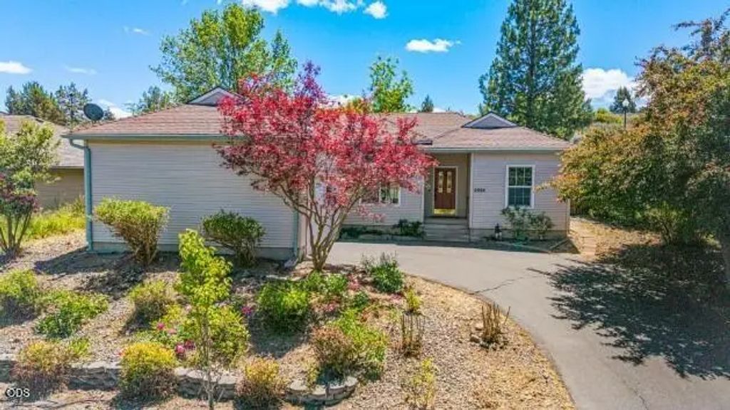 2054 California Avenue, Klamath Falls