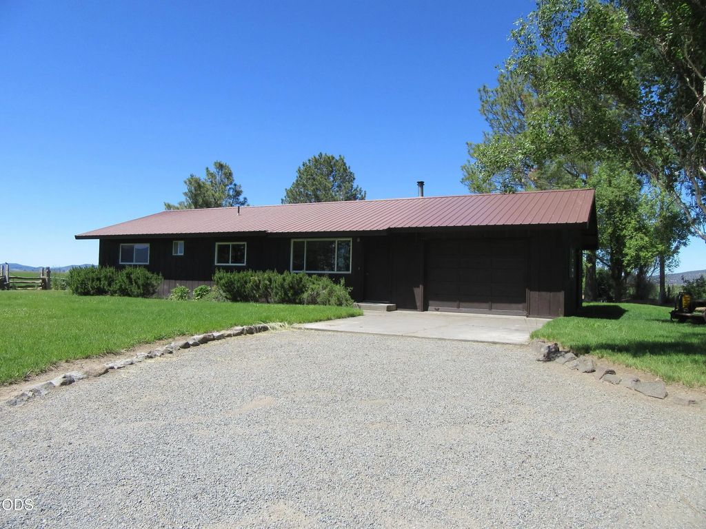 2917 Shady Dell Road, Macdoel