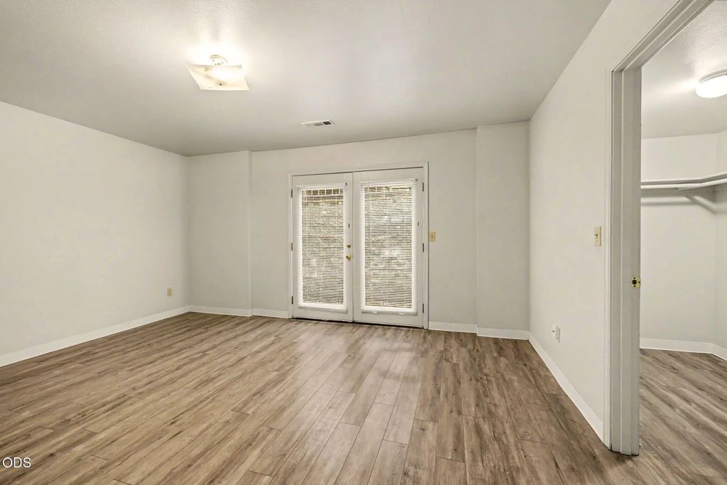 360 Glenn Street, Ashland