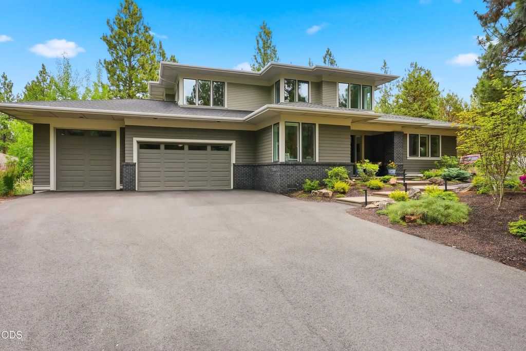 2966 Nw Meldrum Court, Bend