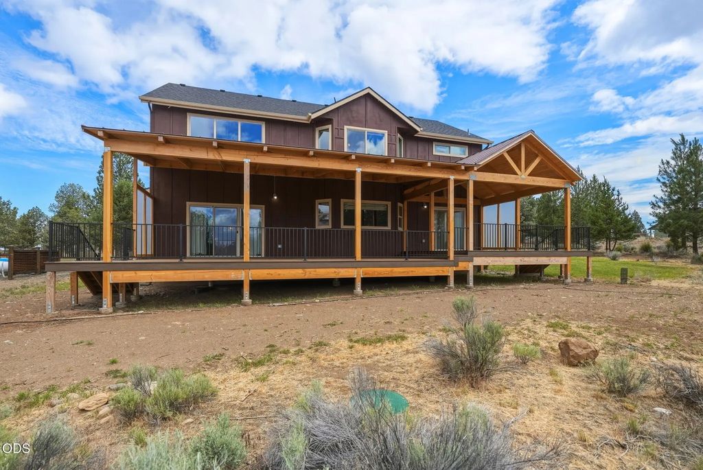 70275 Club Road, Sisters