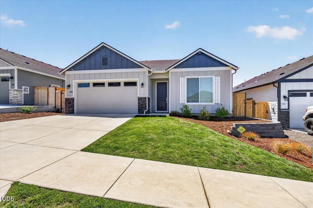 106 Valemont Drive, Eagle Point