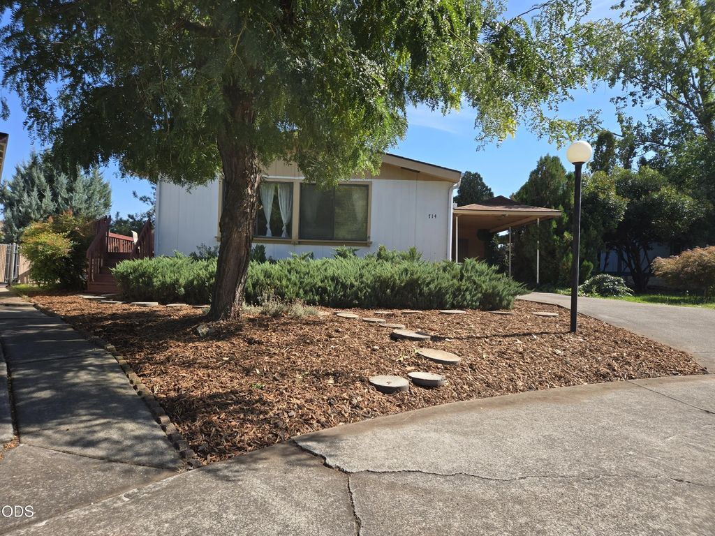714 Mindy Sue, Medford