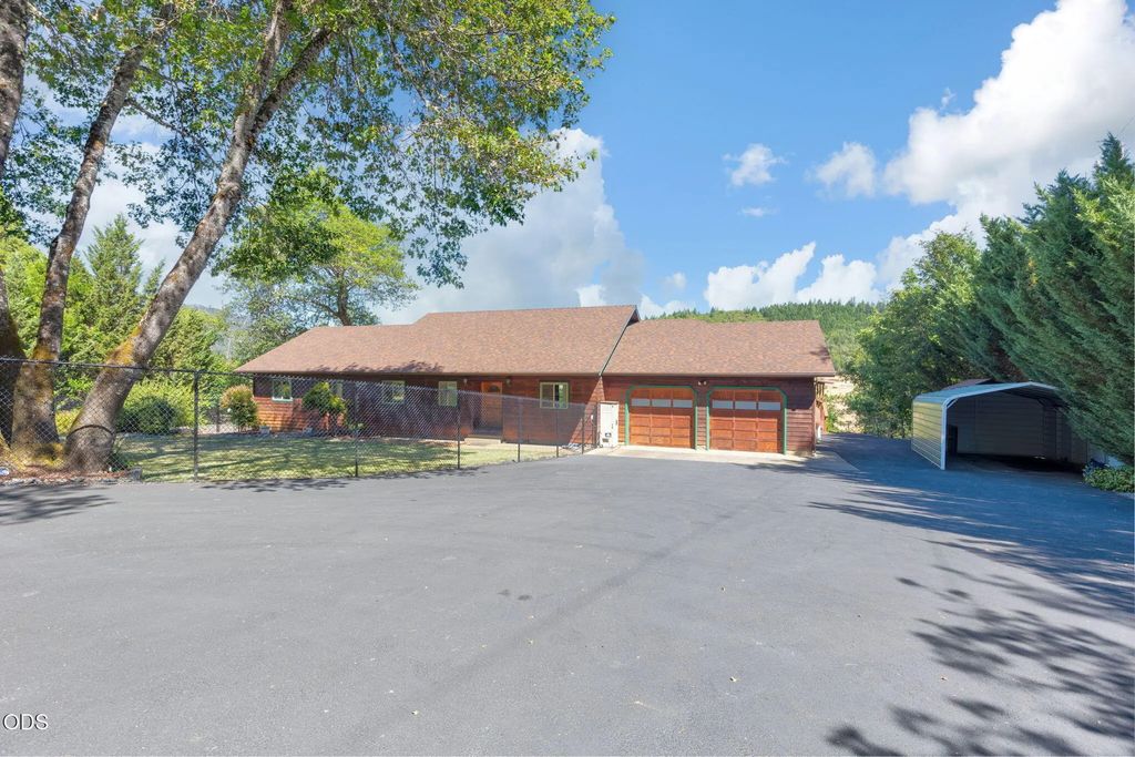 410 Lancelot Lane, Merlin