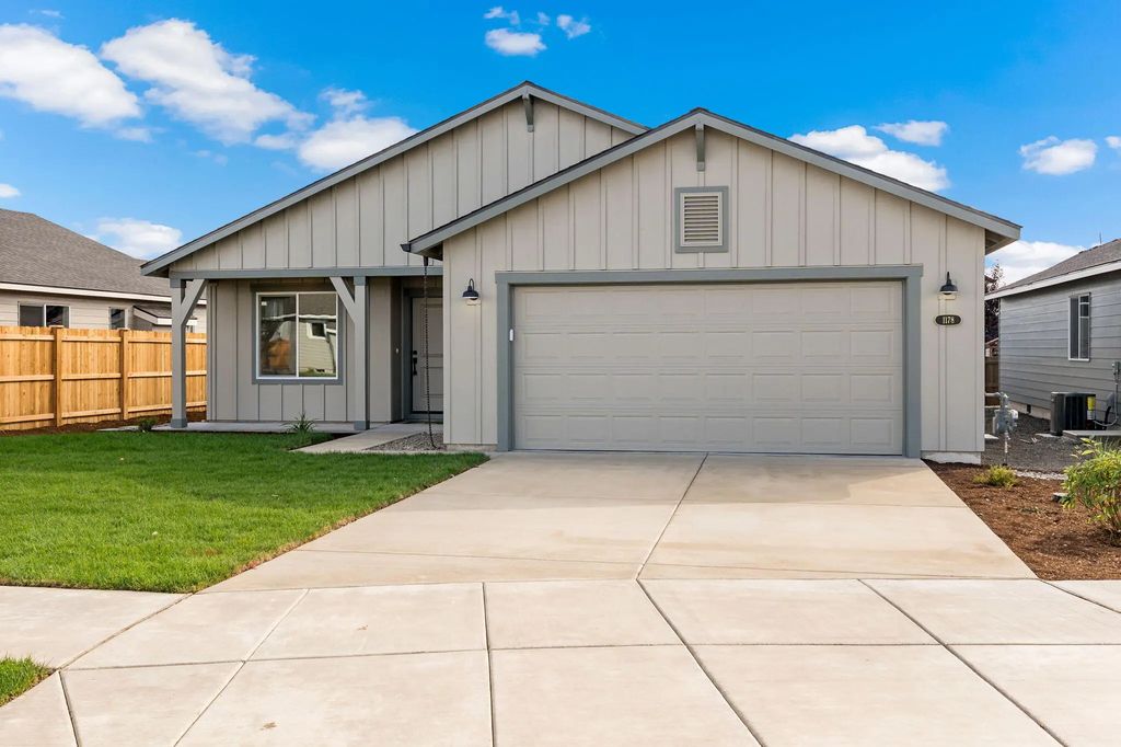4060 Sw Pumice Avenue 80, Redmond
