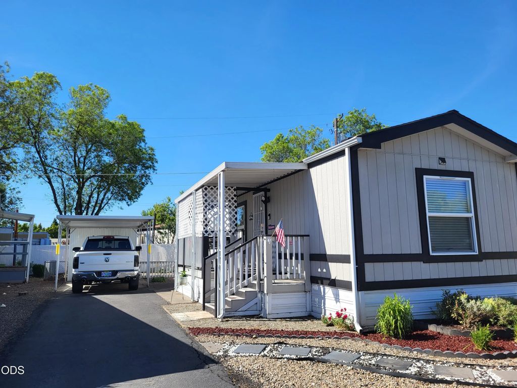 2385 Table Rock Road Spc 3, Medford