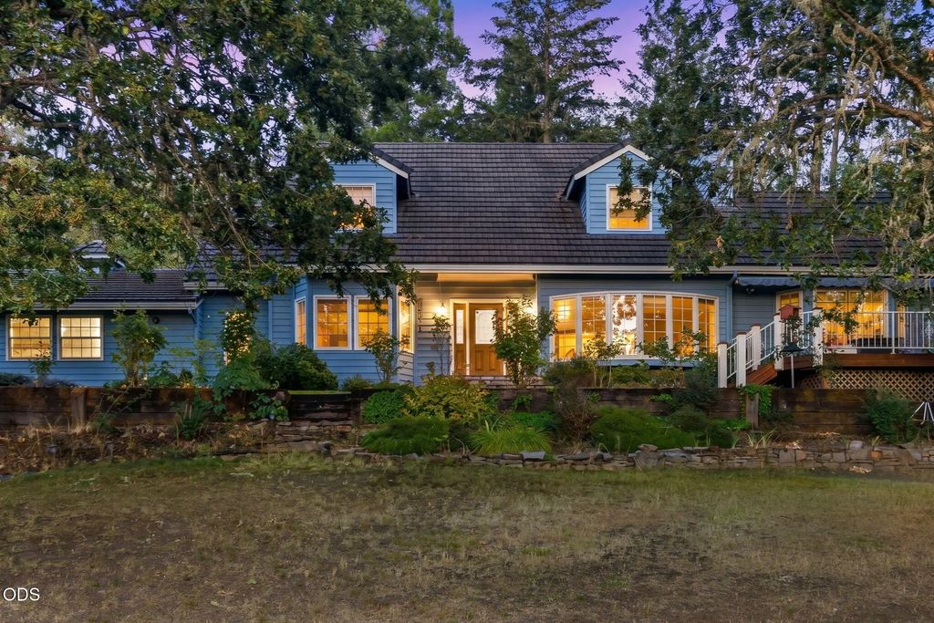 543 Serenity Lane, Grants Pass