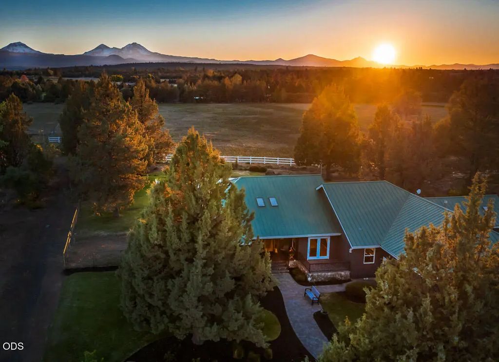 64629 Horseman Lane, Bend