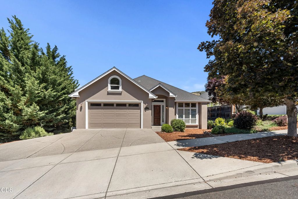 4643 Hathaway Drive, Medford