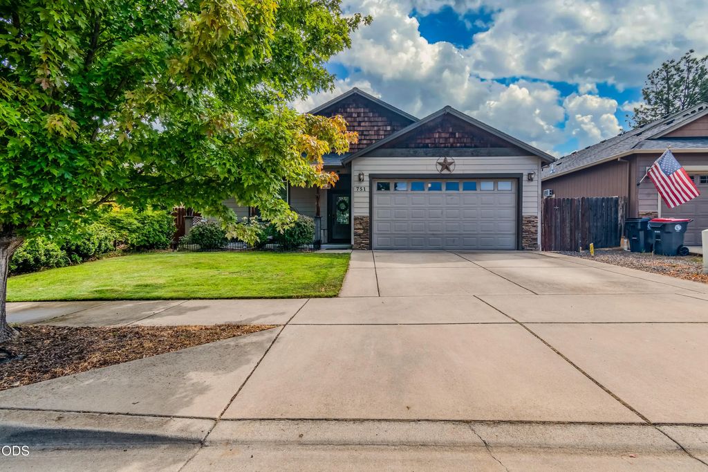 751 Tivoli Drive, Medford