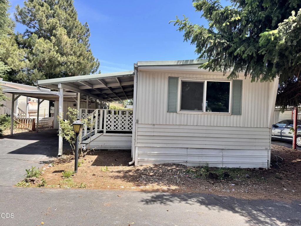 5602 Denver Avenue Unit 4, Klamath Falls