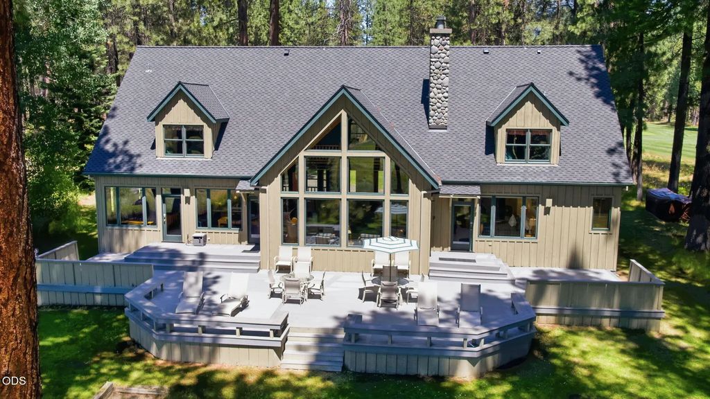 70448 Bowdenii Gm226, Black Butte Ranch
