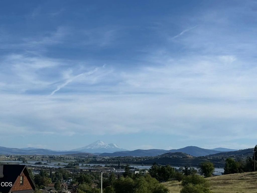 524 Bella Vista Loop, Klamath Falls