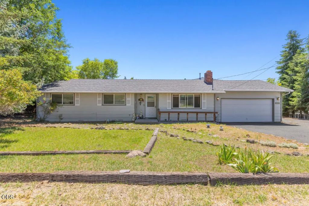 6236 Cherry Way, Klamath Falls