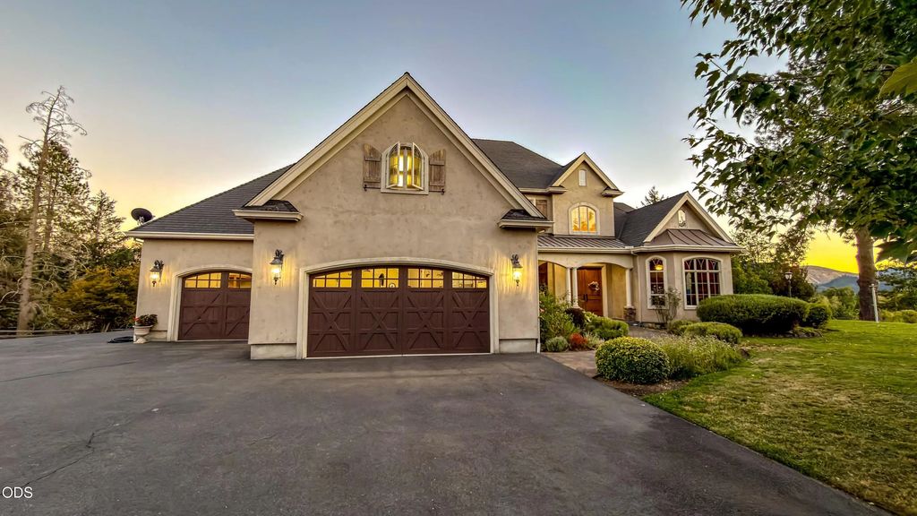 191 Foxwood Drive, Grants Pass