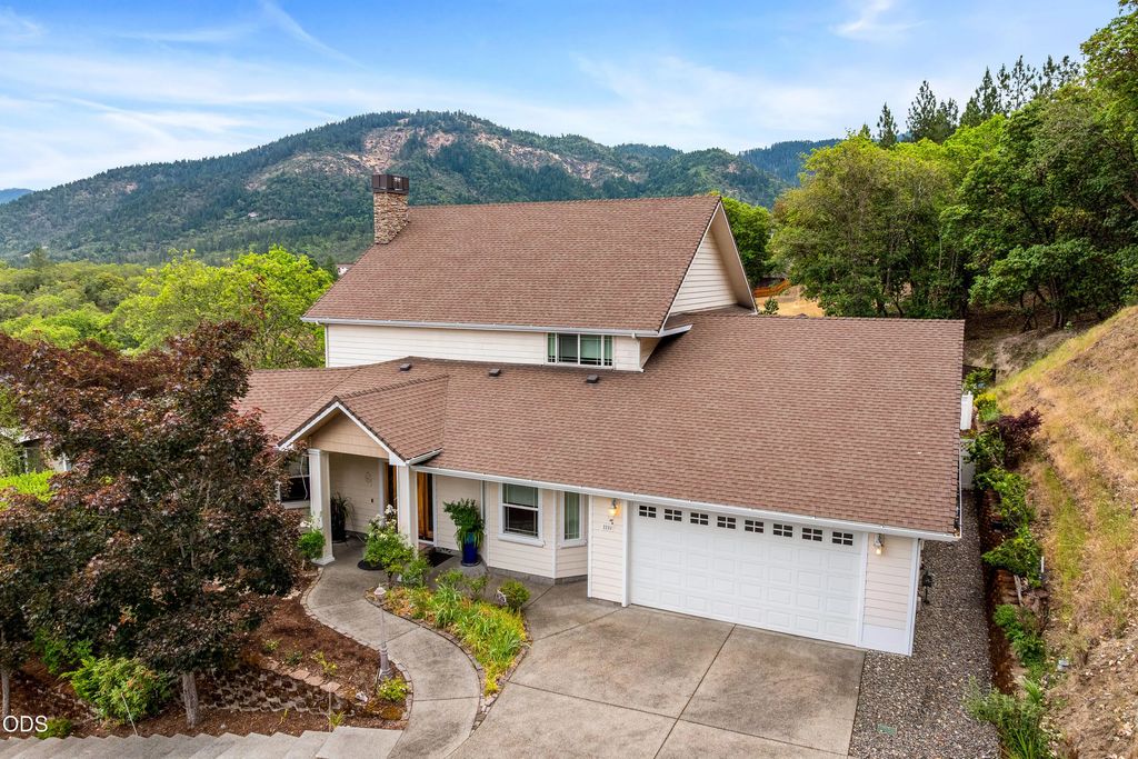 2226 Se Linden Lane, Grants Pass