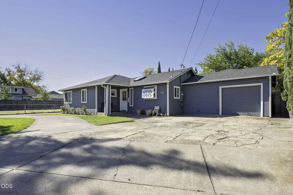 2695 Merriman Road, Medford