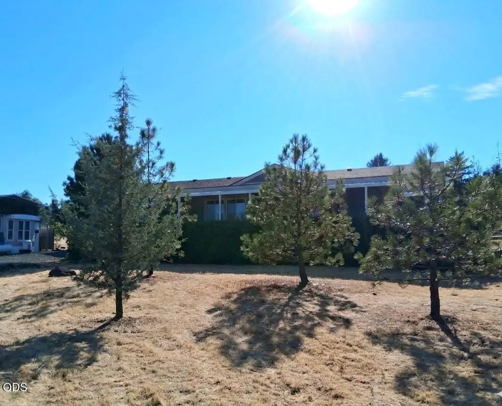 63 Rogue River Drive, Eagle Point