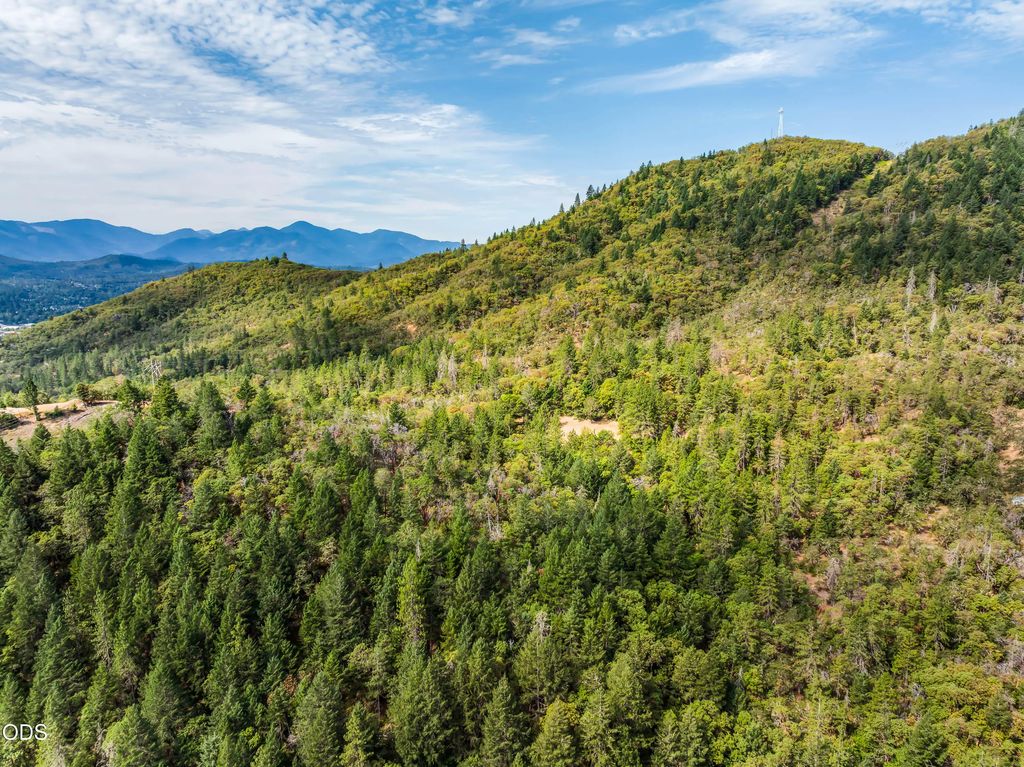 1238 W Jones Creek Road Lot 1, Grants Pass