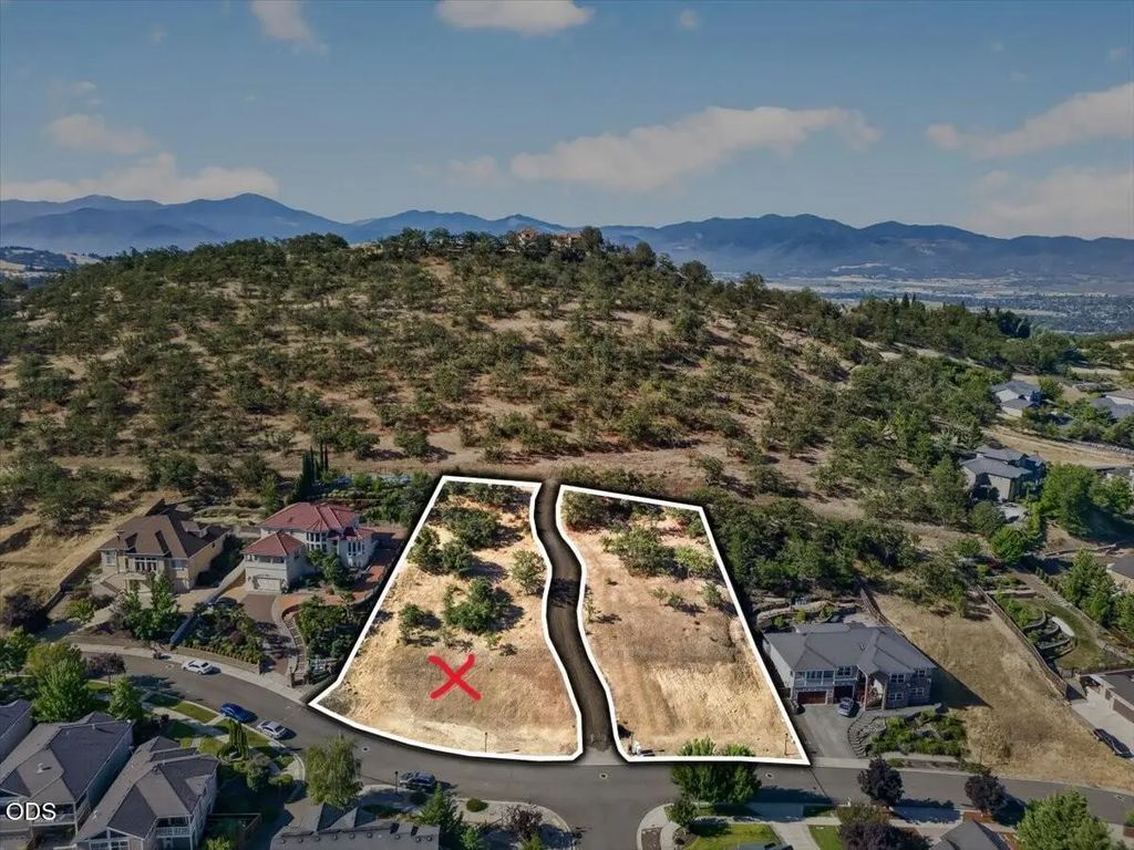 4662 Hathaway Drive, Medford