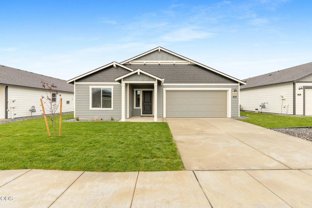 1172 Nw Fairway Road 148, Madras