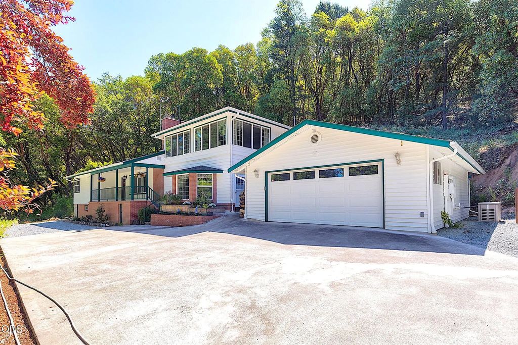11150 Lower River Road, Grants Pass